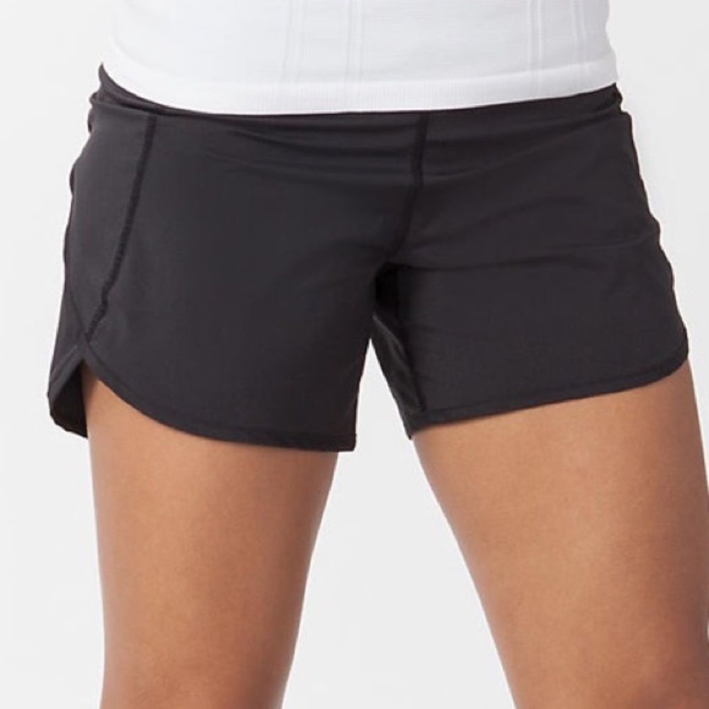 LULULEMON/IVIVVA BLACK RELAY RACER SHORT